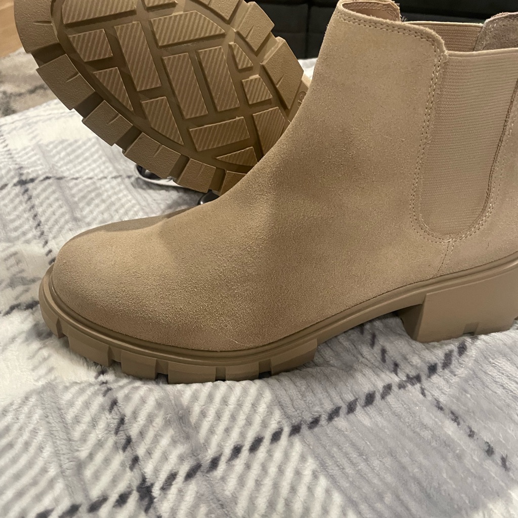 Brand New Steve Madden Boots